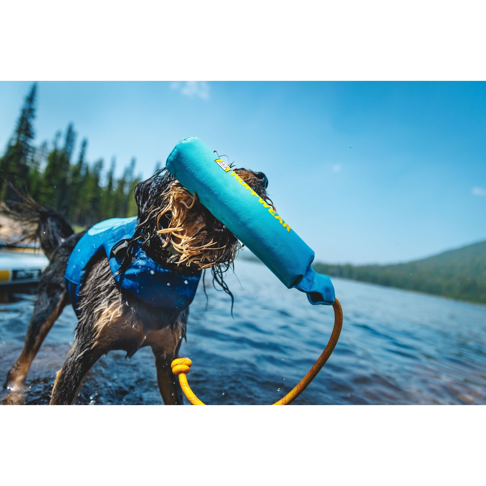 Ruffwear Lunker Floating Throw Tug Toy