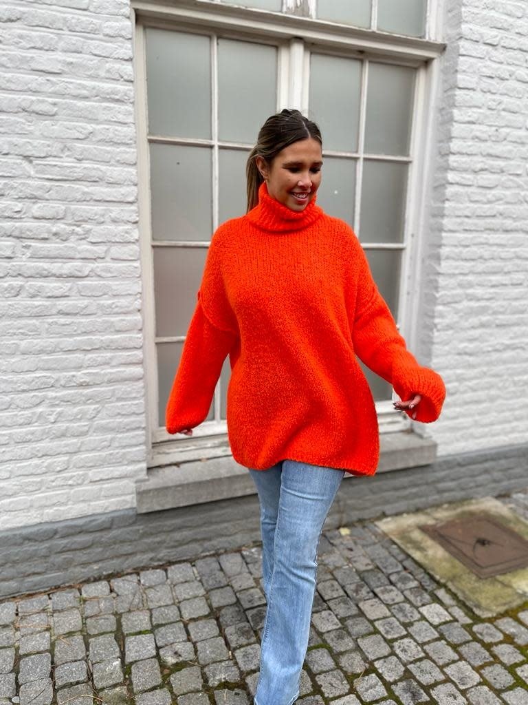 Amy sweater orange