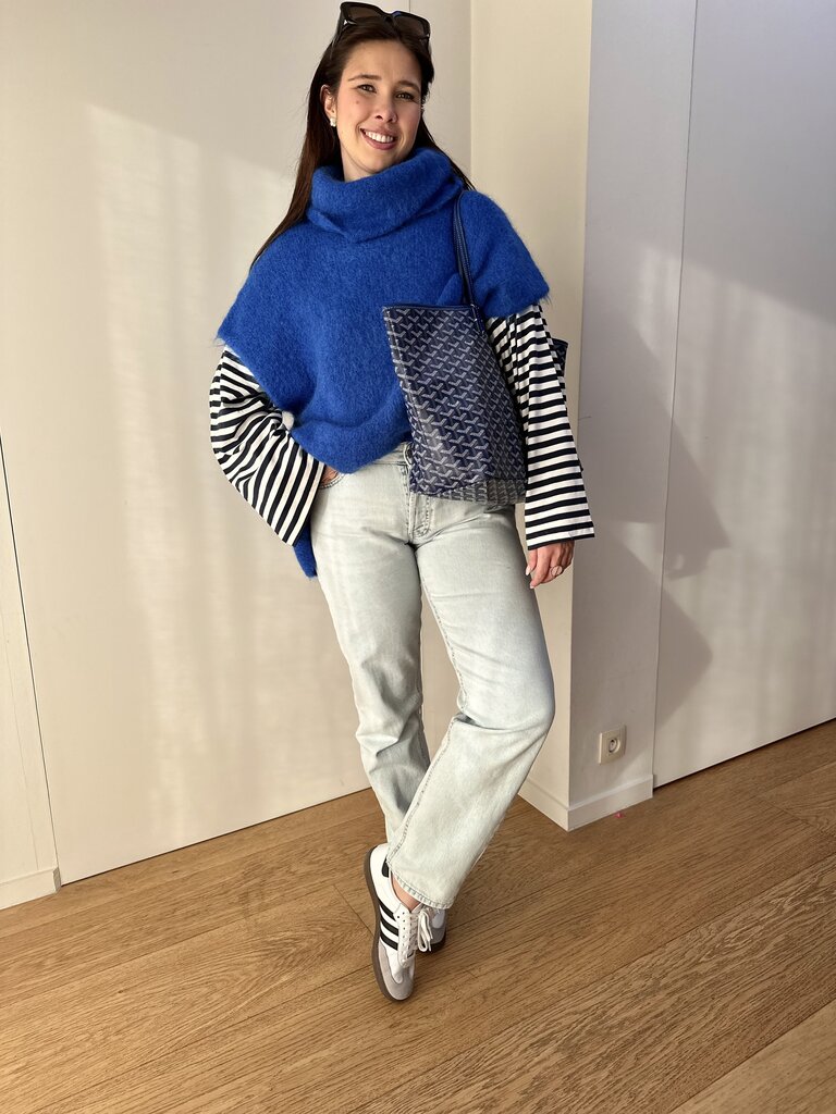 Ona knit blue