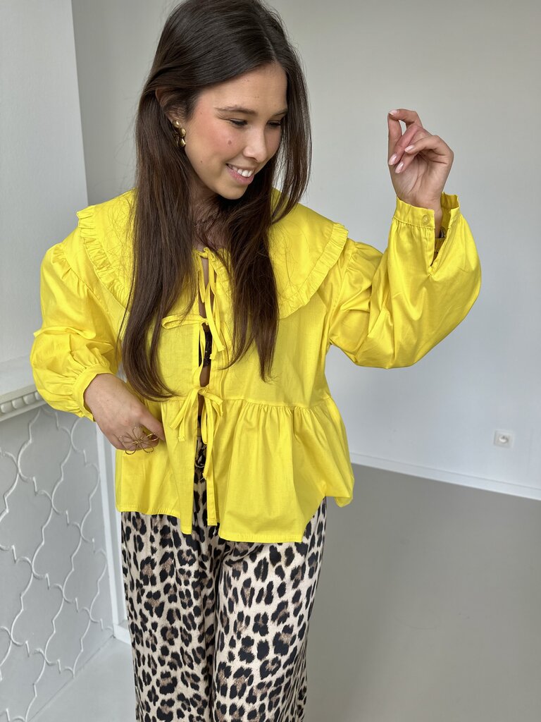 Sunny blouse yellow