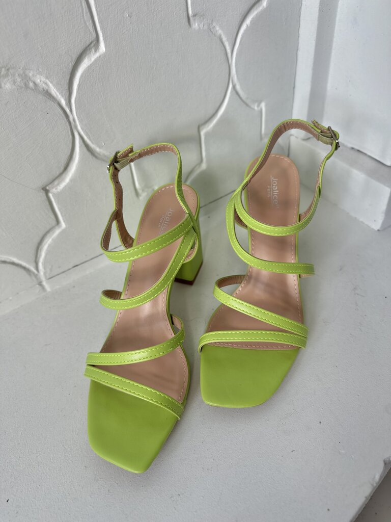 Laura heels green
