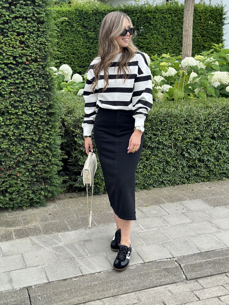 Ella striped sweater black