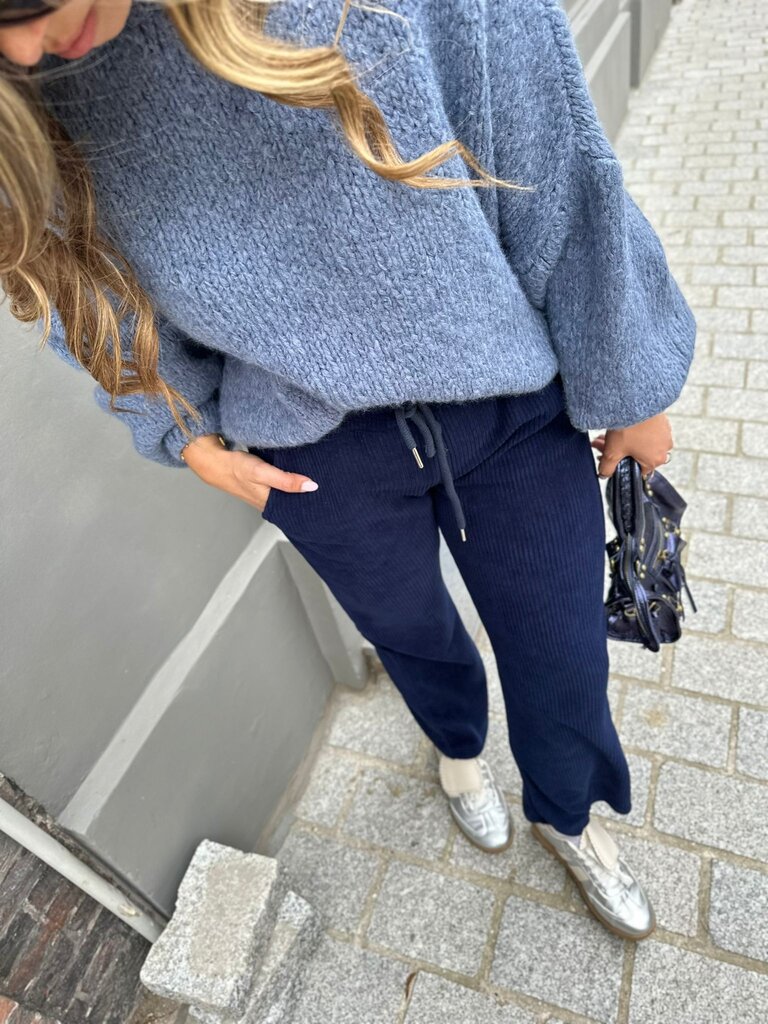 Amy sweater jeans blue