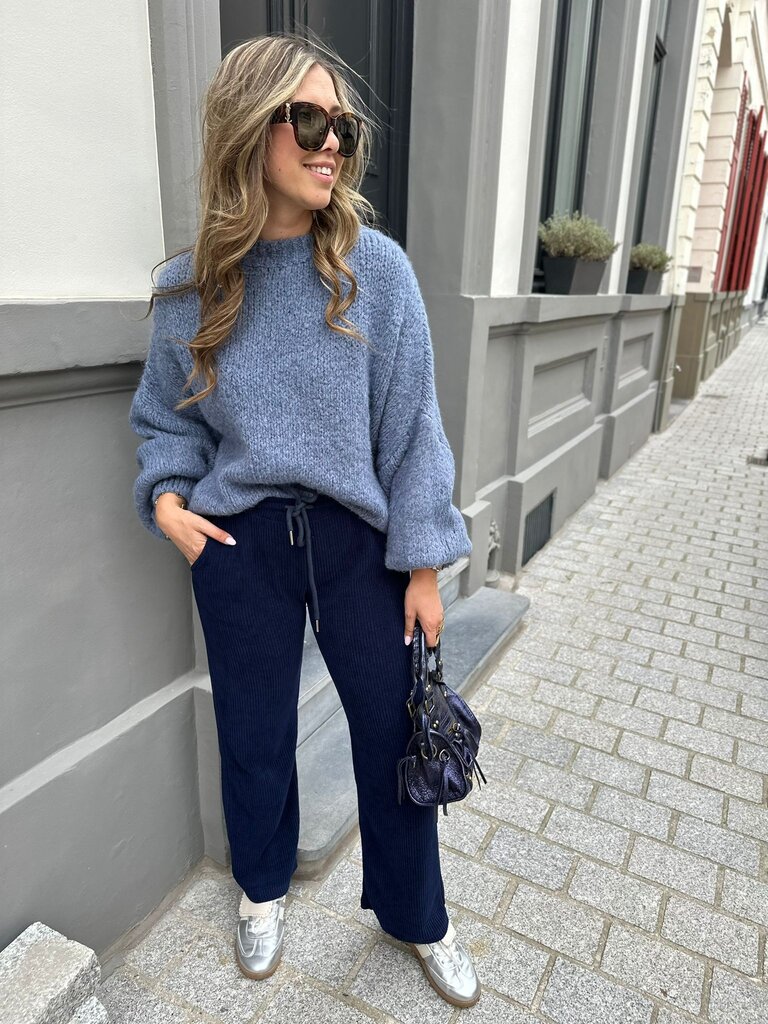 Amy sweater jeans blue