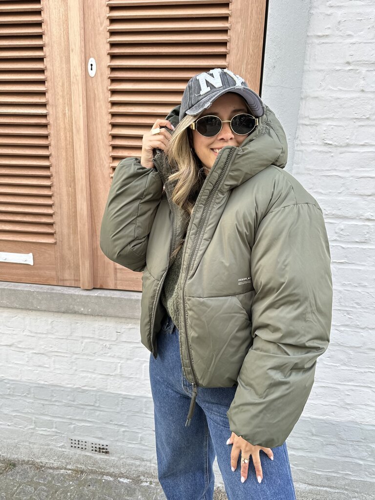 Puffer jacket kakhi