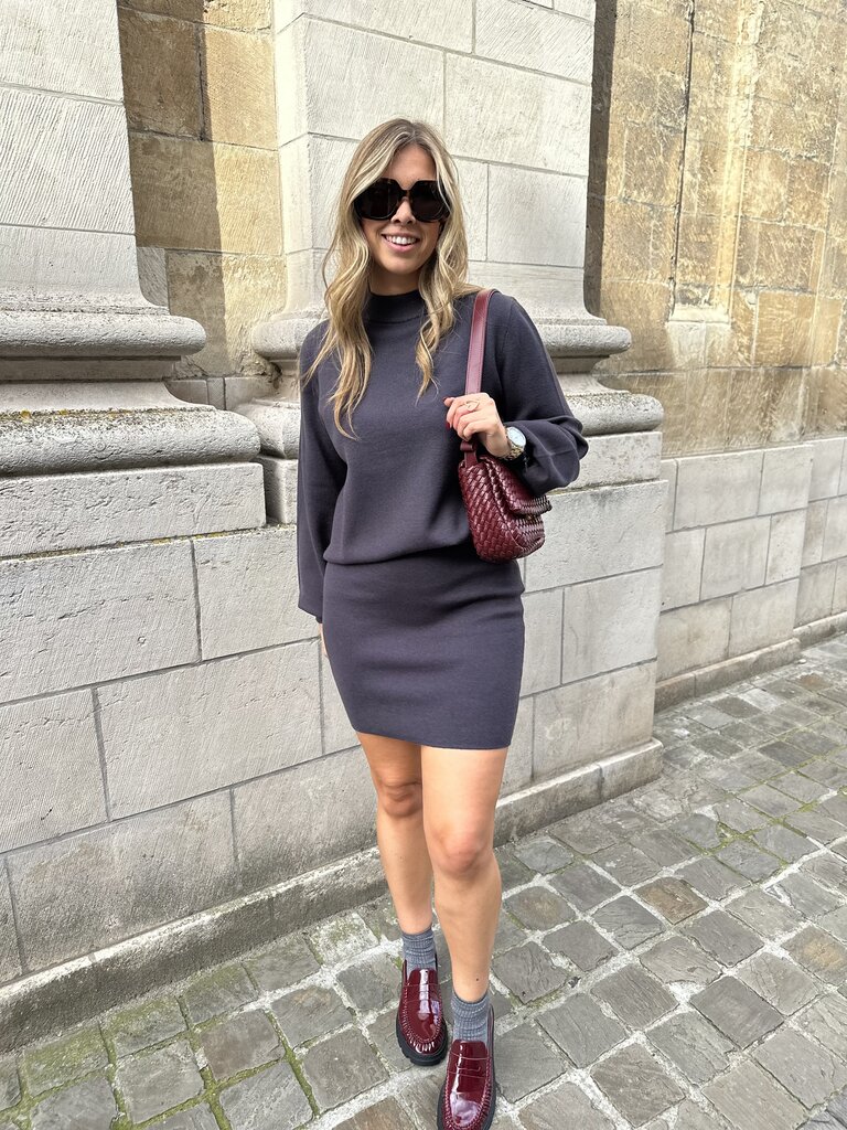 Mila short skirt grey