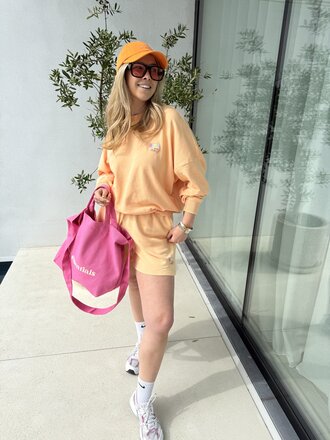 Minna short soft orange