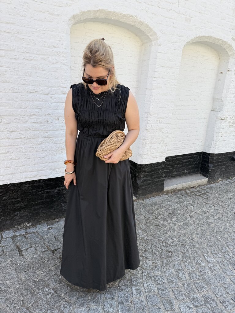 Nomi dress black