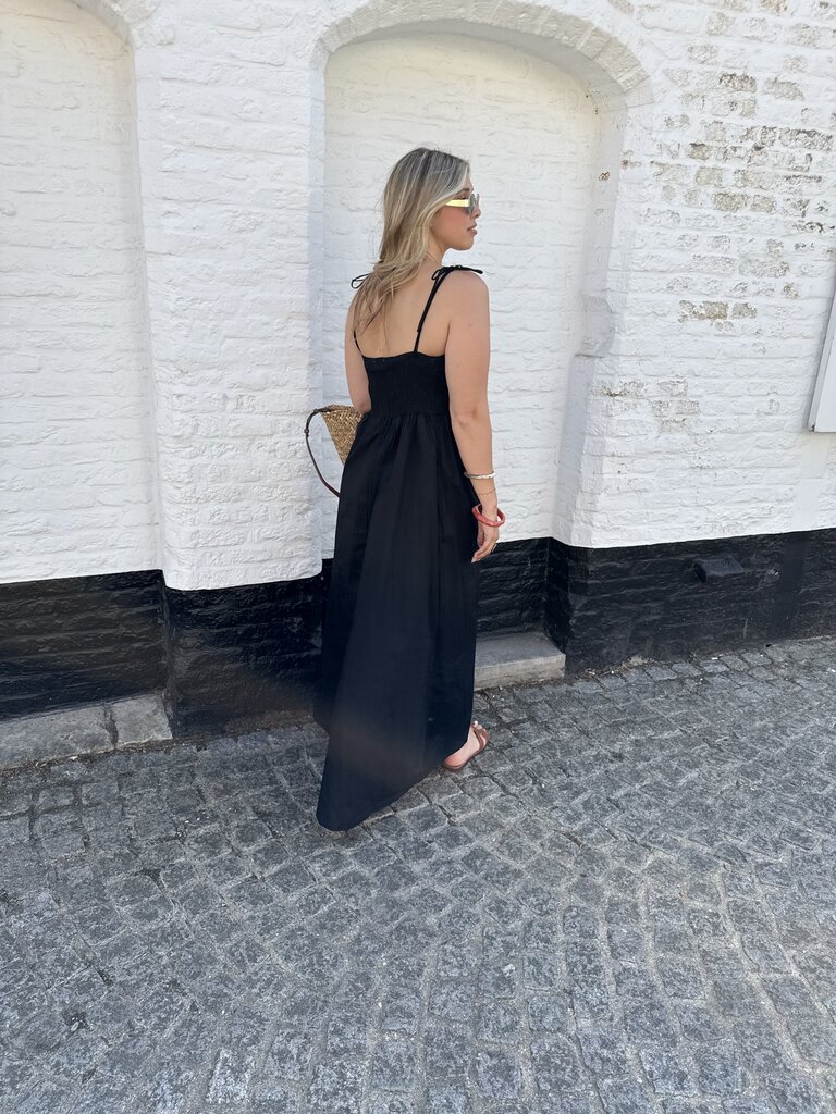 Nola dress black