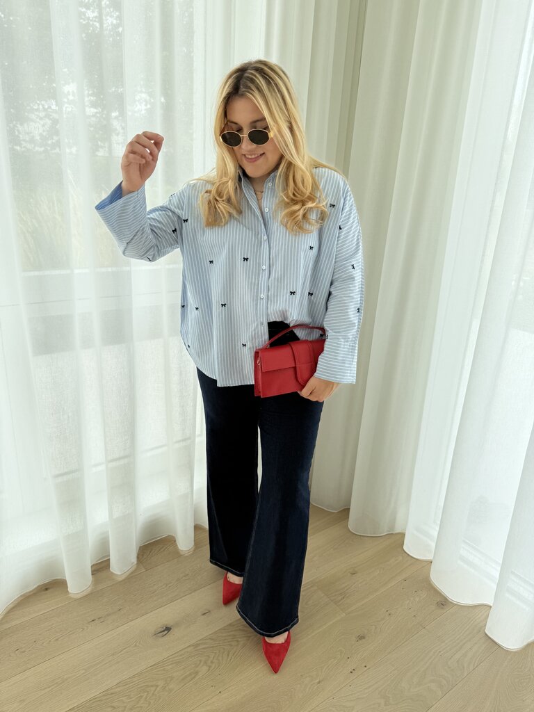Zeidi bow blouse blue