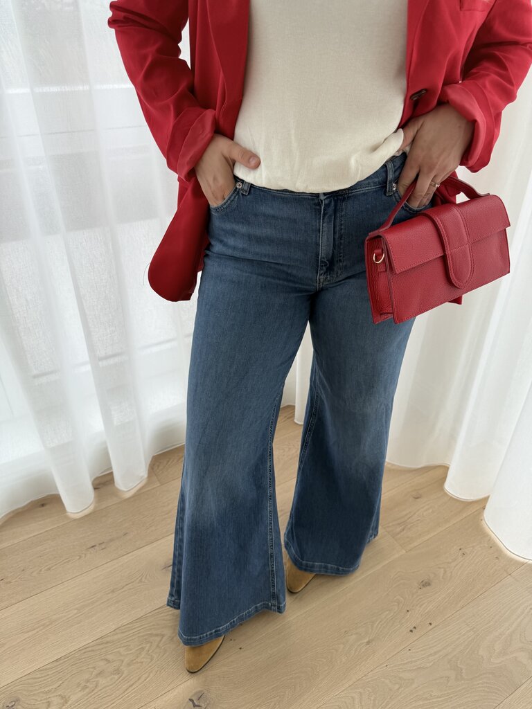 California wide flare jeans