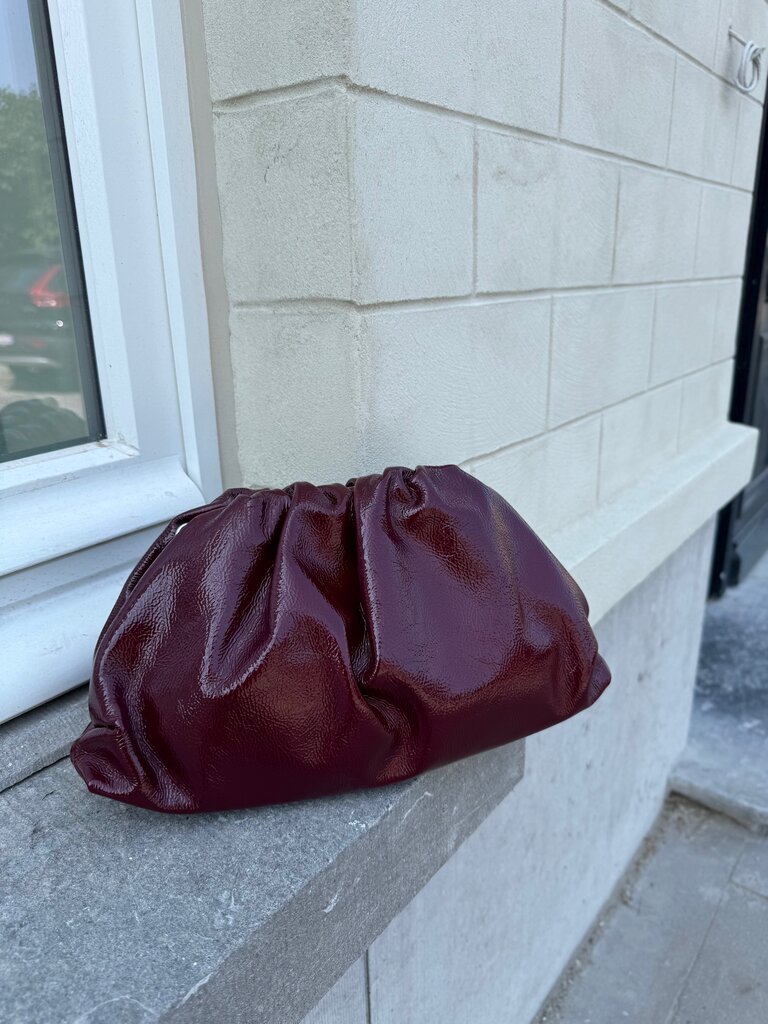 Teddy clutch burgundy