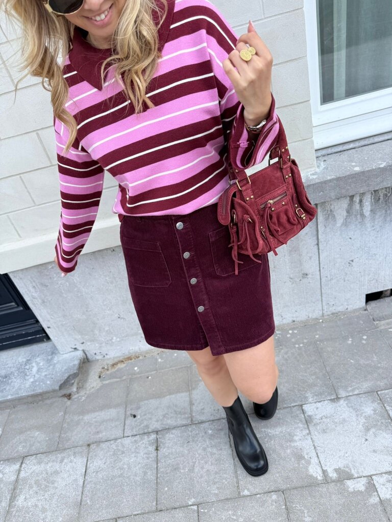 Shiraz skirt burgundy