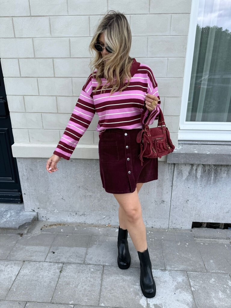 Shiraz skirt burgundy