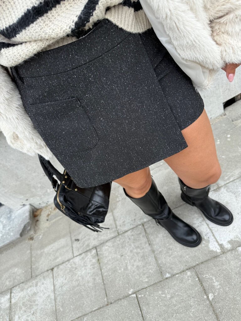 Ellis skort grey
