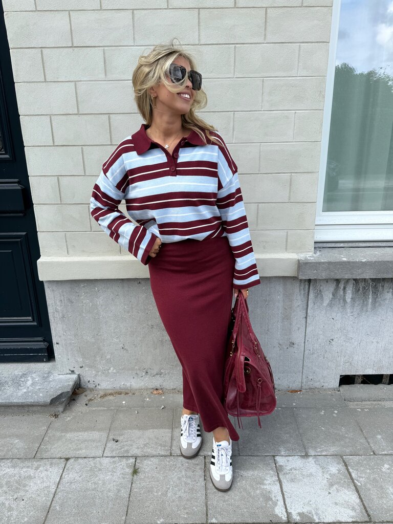 Elia knitted skirt burgundy
