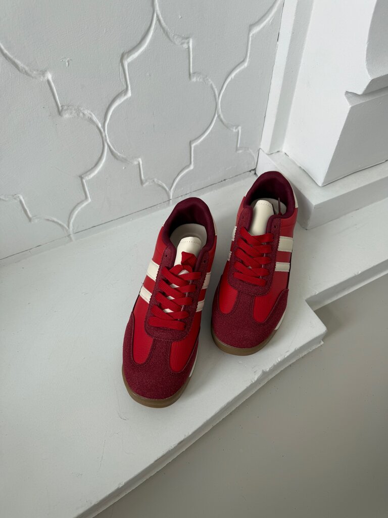 Yara sneaker red