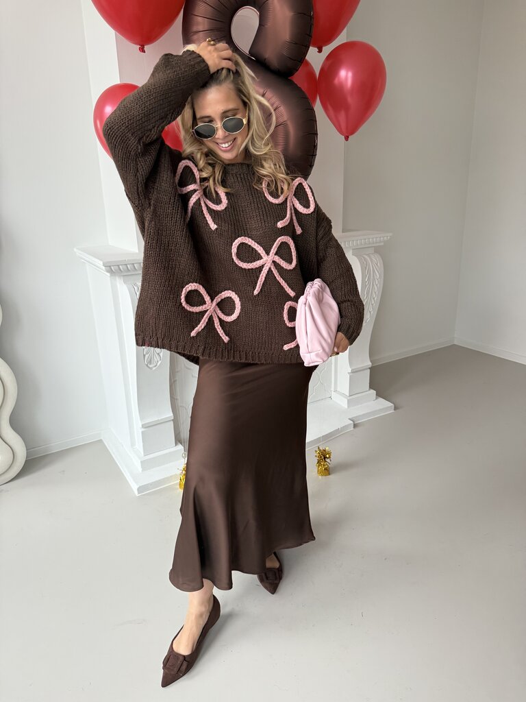 bow knit brown