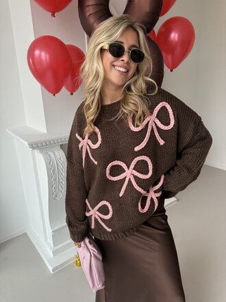 bow knit brown