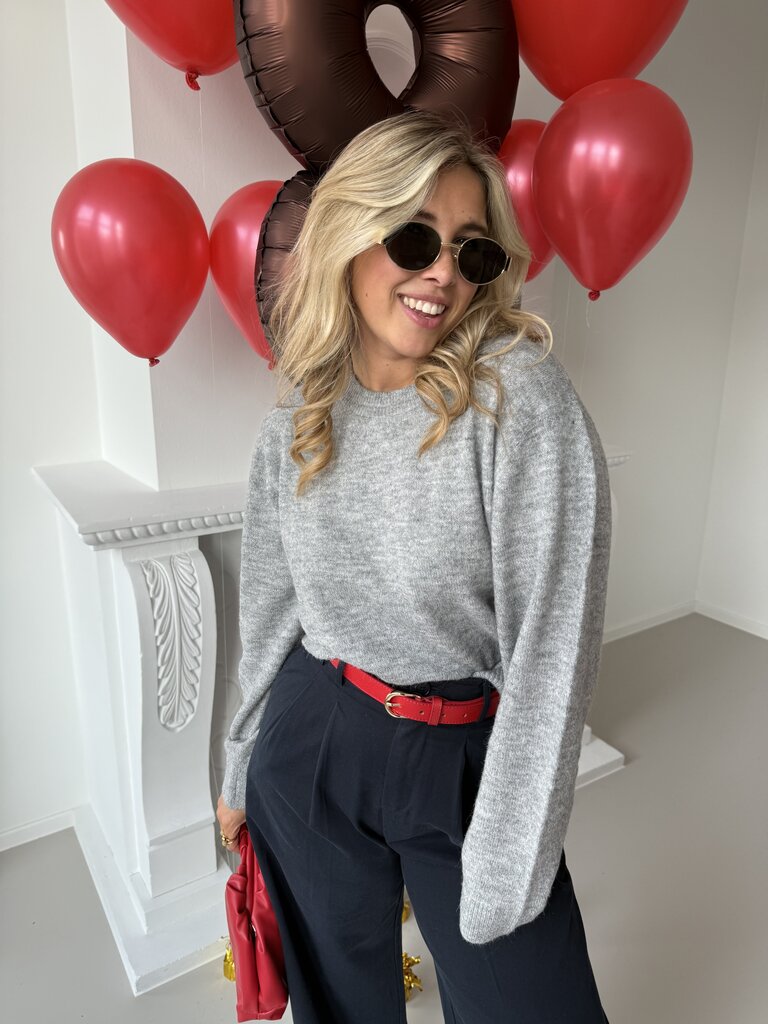 Evi knit grey