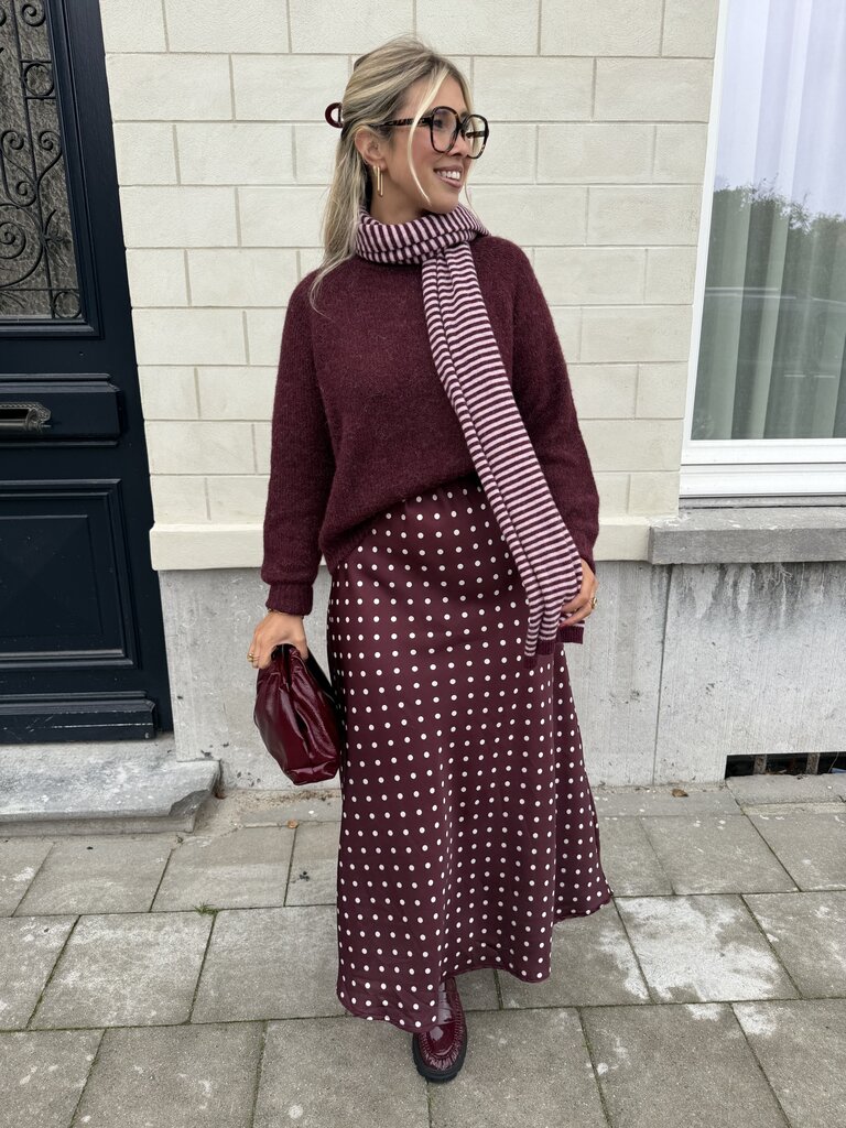 Dotted satin skirt bordeaux