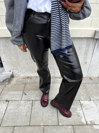 Cosmo straight pants black