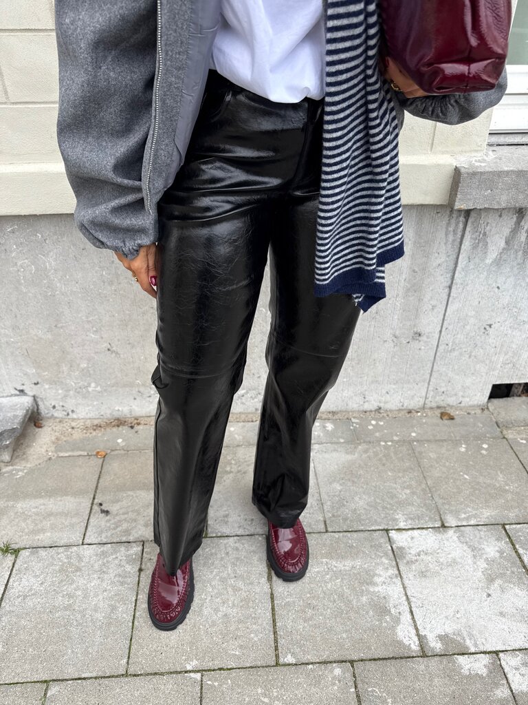 Cosmo straight pants black