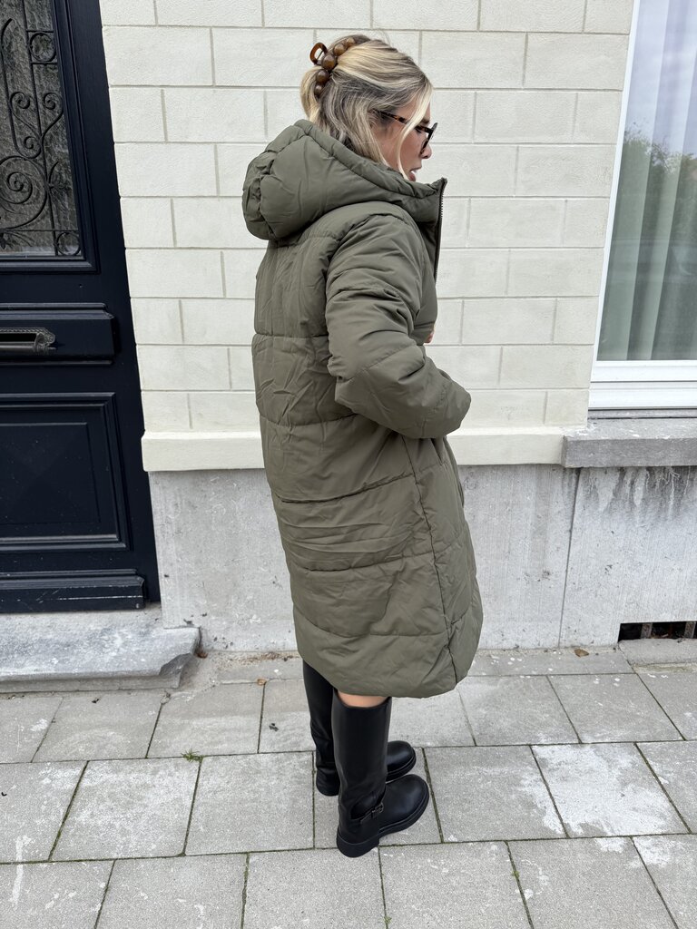 Tracy puffer long khaki