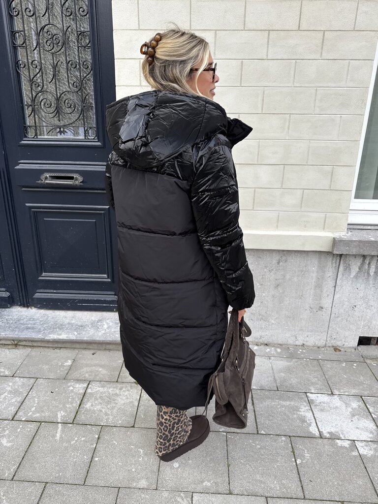 Britt puffer coat black