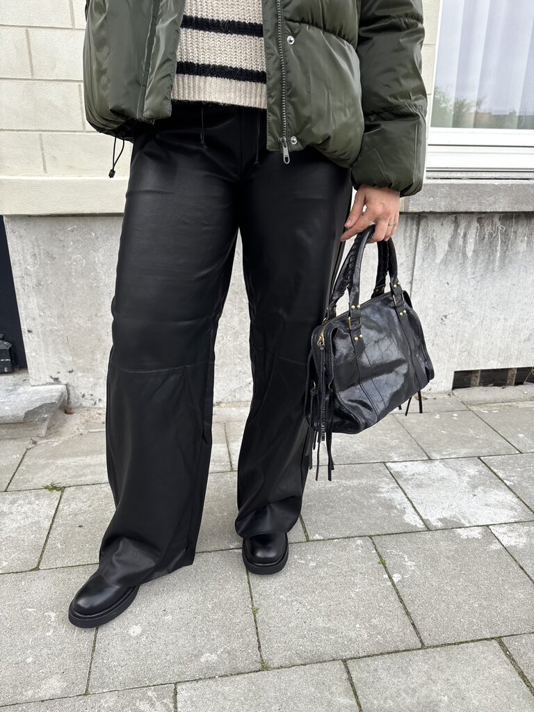 Veggy leather pants black