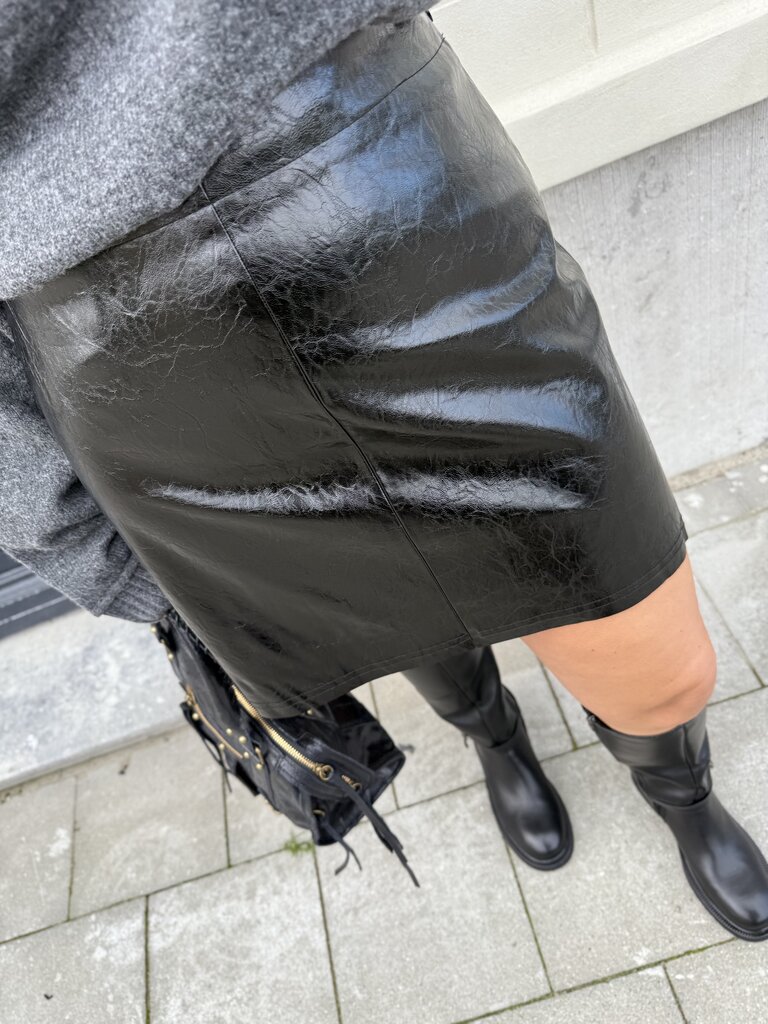Cosmo skirt black