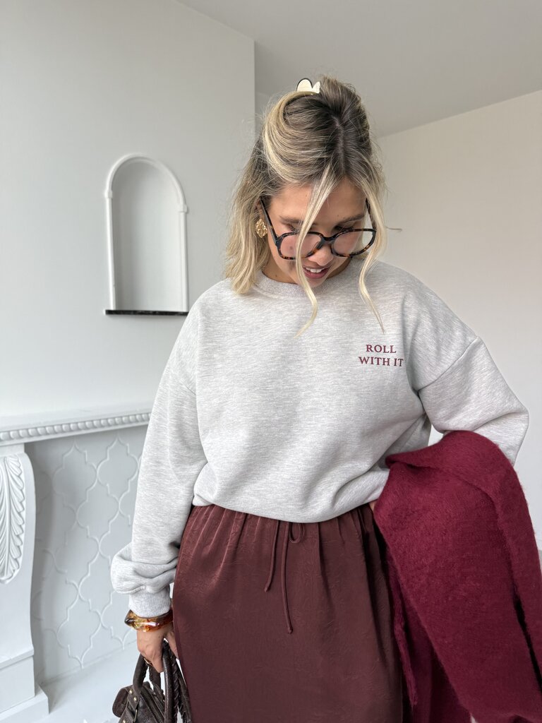 Roll with it sweat grey