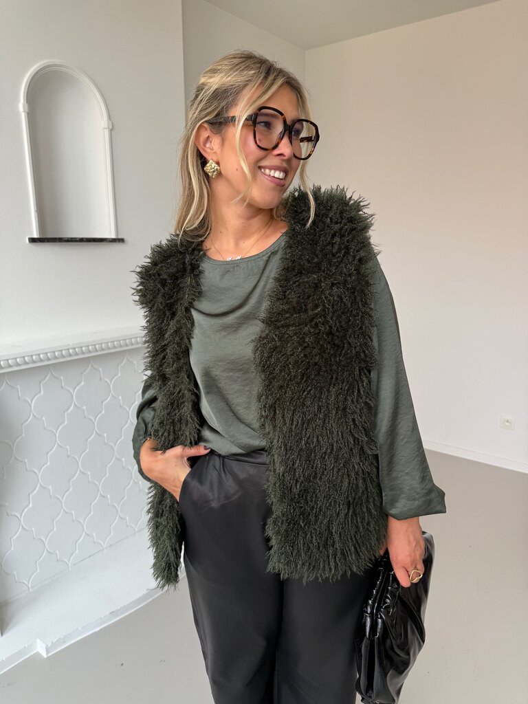 Fine waistcoat khaki