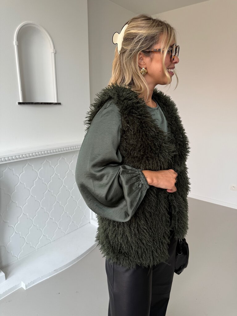 Fine waistcoat khaki