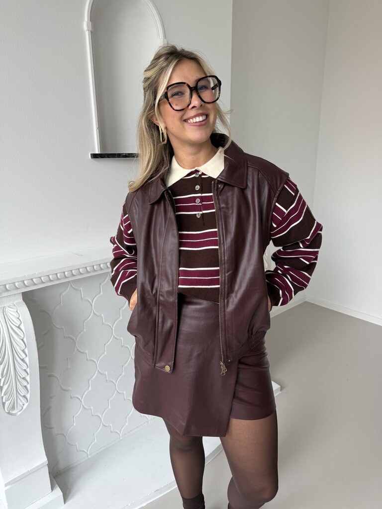 Margo faux leather waistcoat burgundy