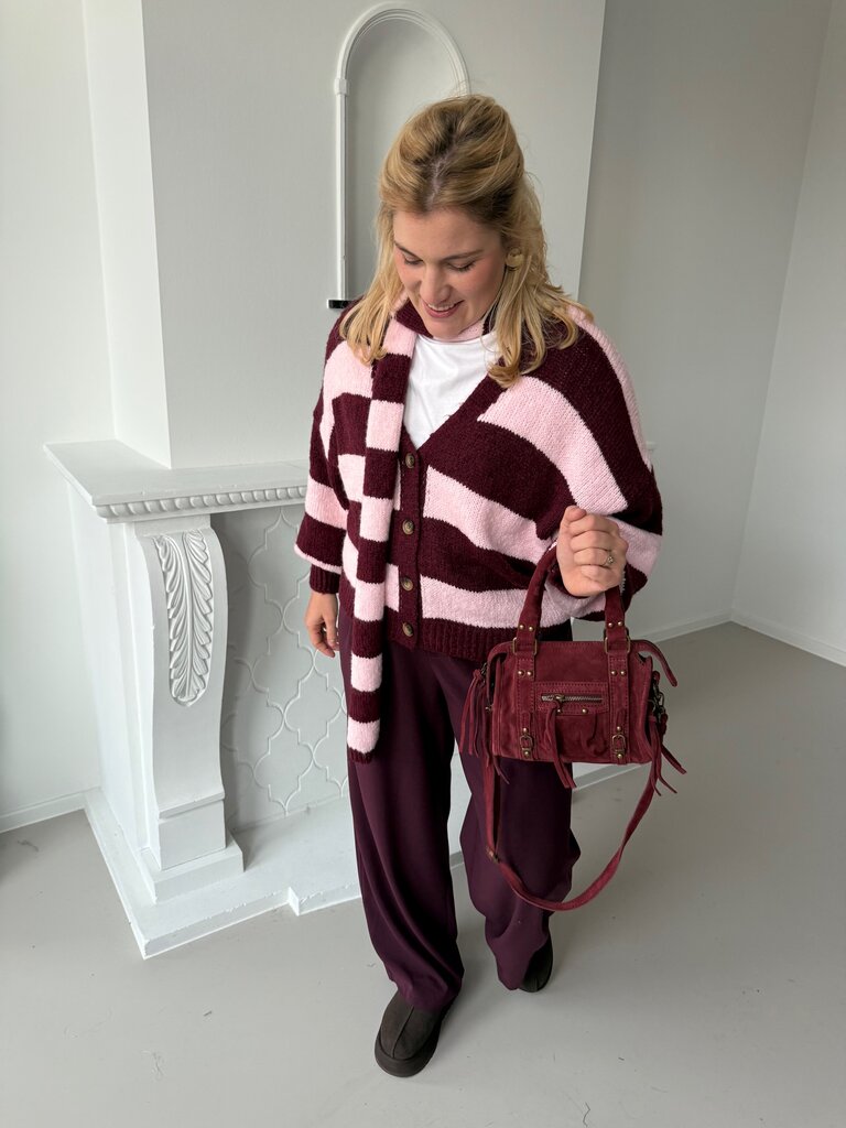 Louise knit with scarf burgundy/pink