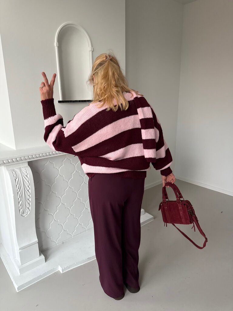 Louise knit with scarf burgundy/pink