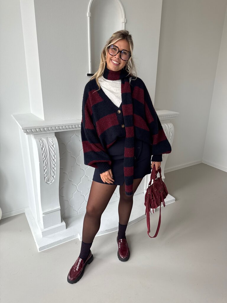Louise knit with scarf blue/burgundy