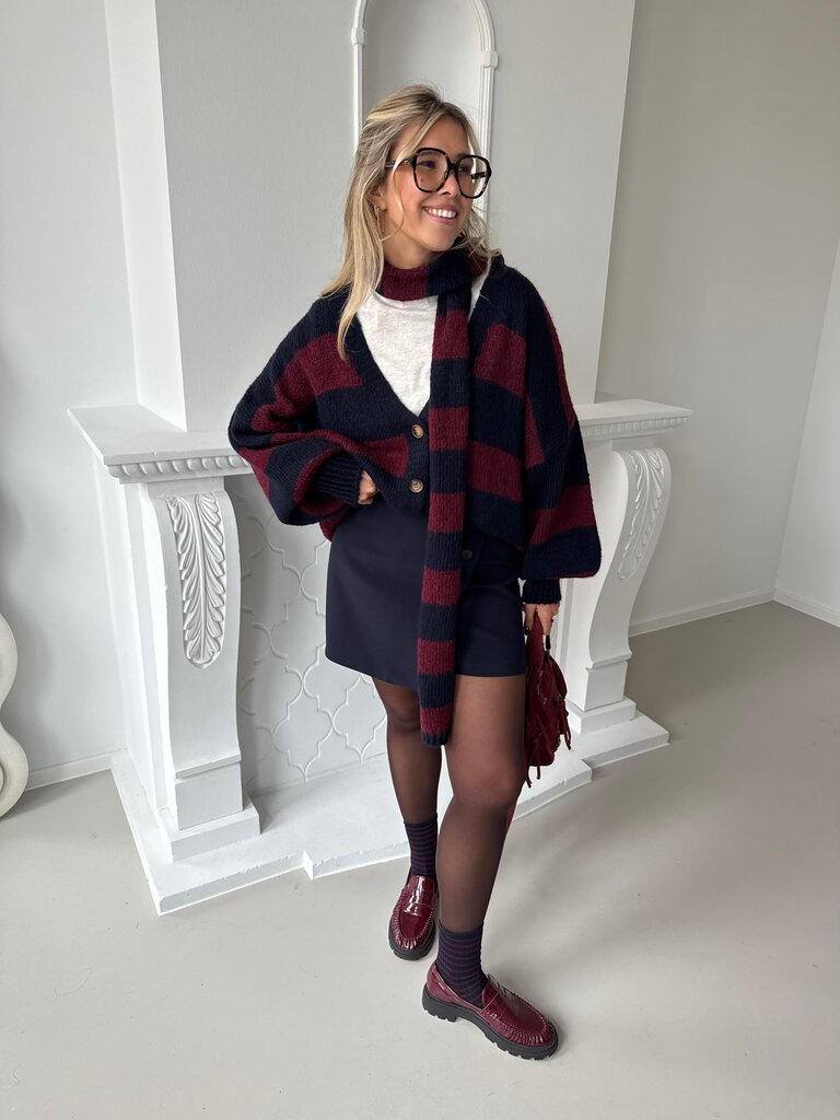 Louise knit with scarf blue/burgundy