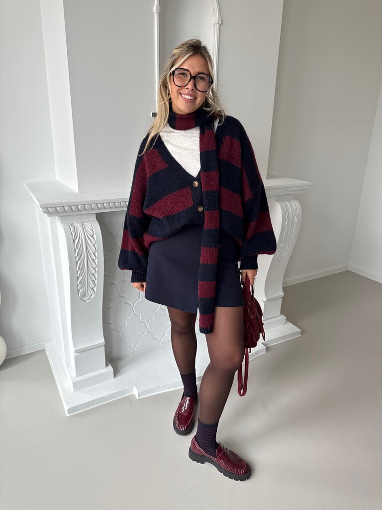 Louise knit with scarf blue/burgundy