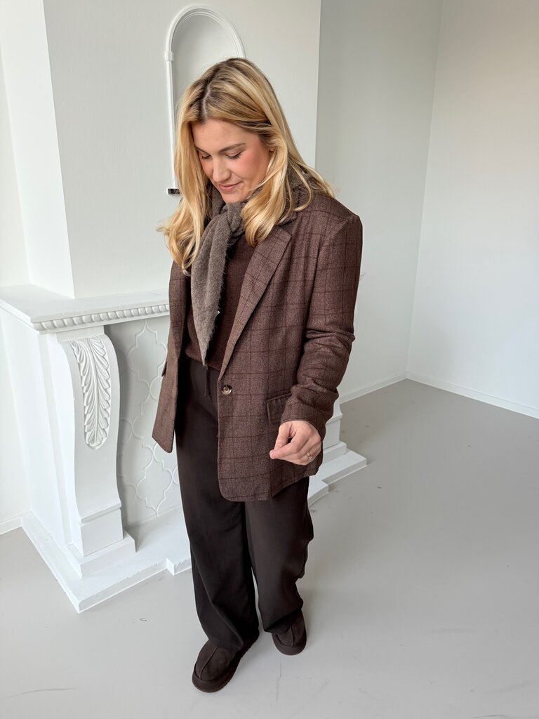 Triangle scarf taupe