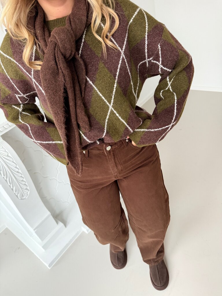 Triangle scarf brown