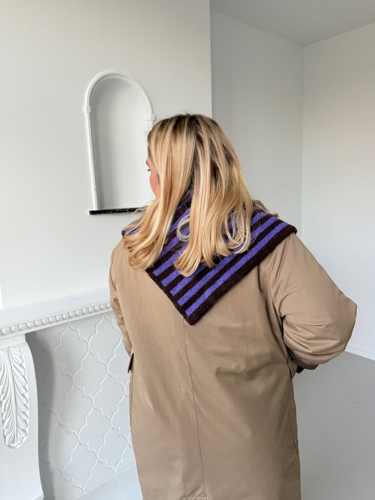 Triangle striped scarf purple
