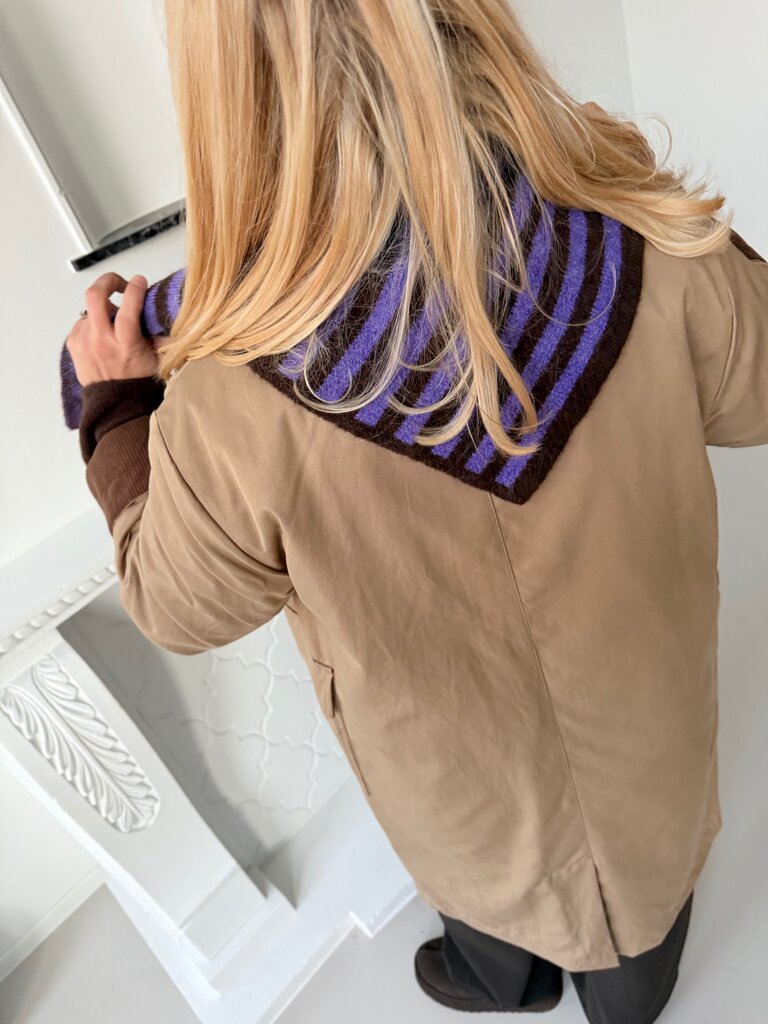 Triangle striped scarf purple