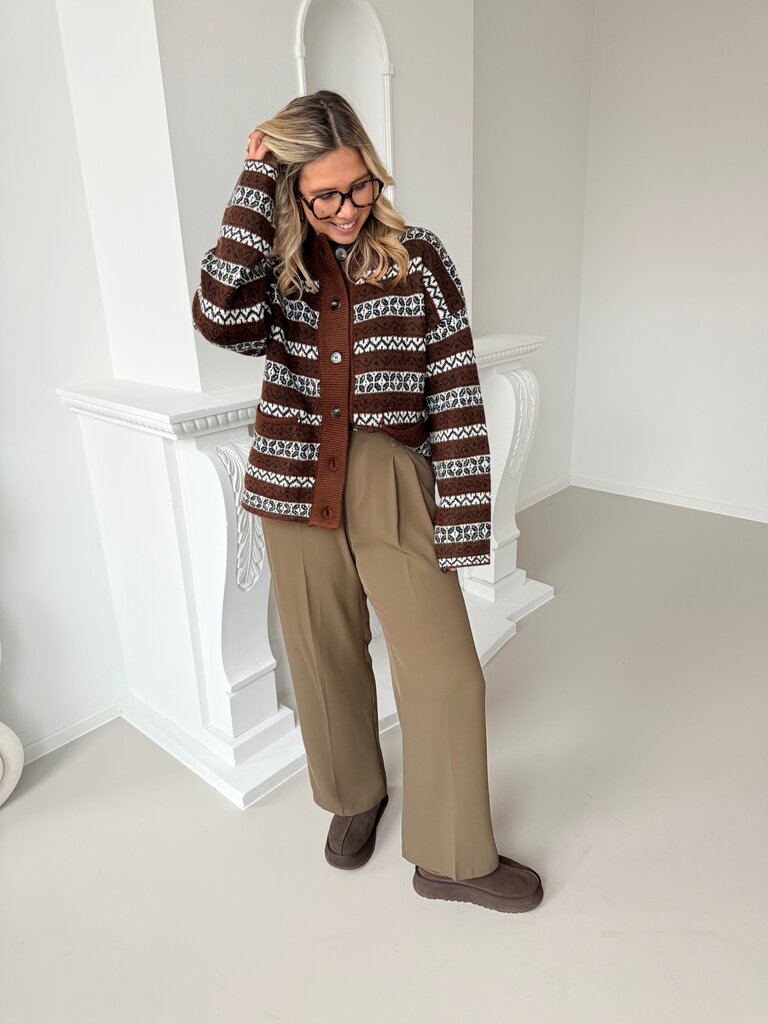 Frieda knit brown