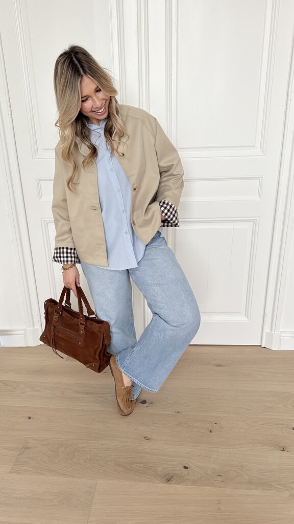 Stephanie short trenchcoat beige