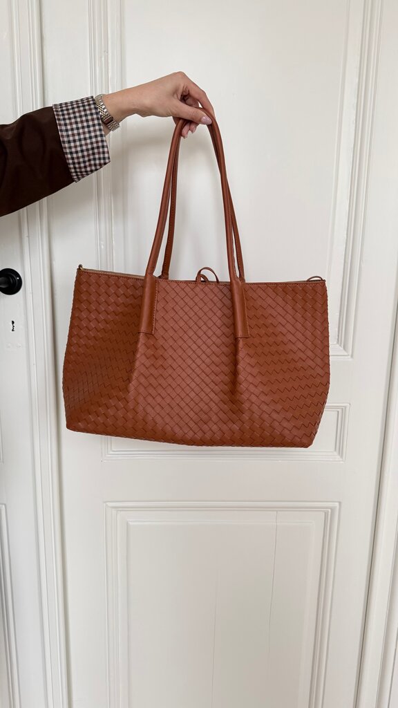 Braided bag large camel