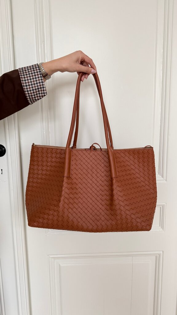 Braided bag large camel