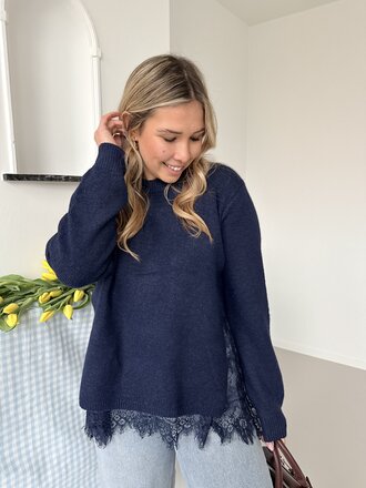 Lisa lace knit navy blue