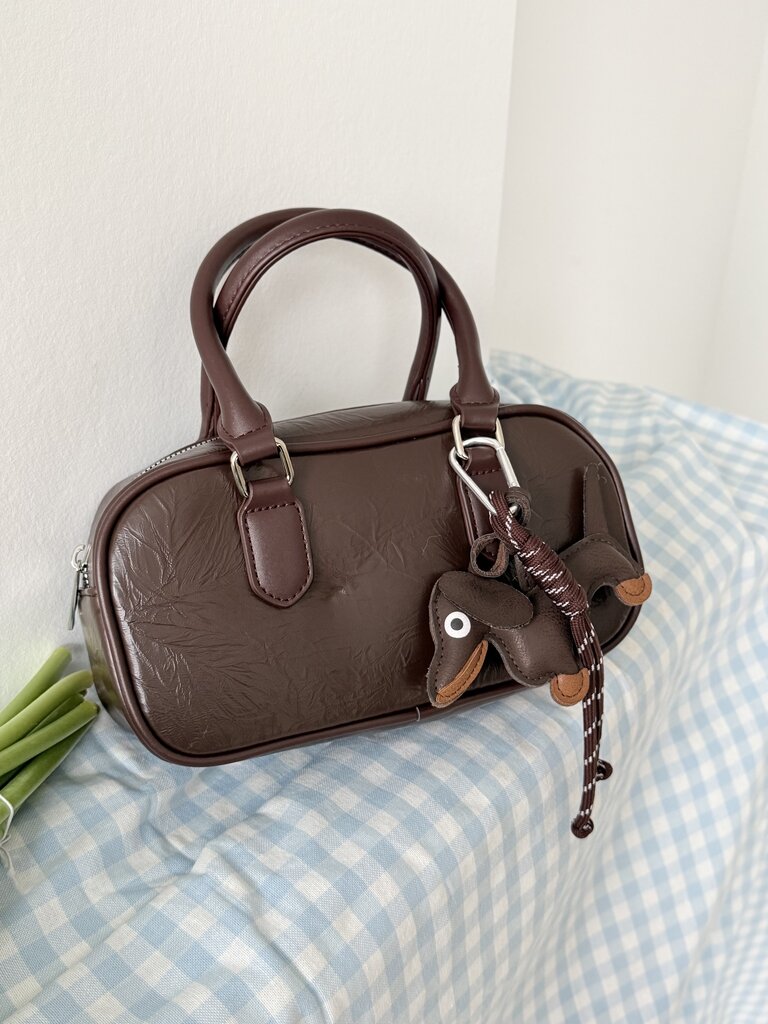 Mia charm bag brown